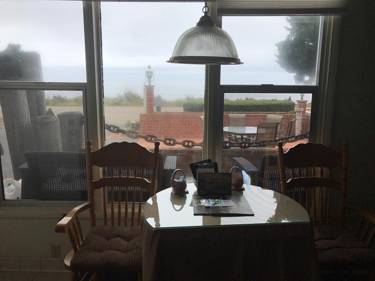 Captain'S Cove Inn Cambria Kültér fotó