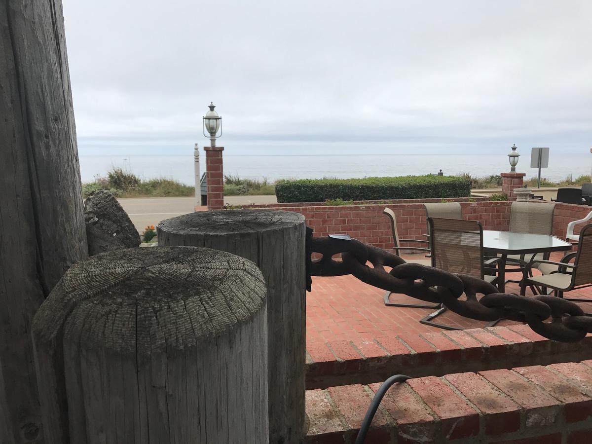 Captain'S Cove Inn Cambria Kültér fotó